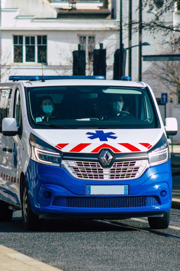 Véhicule pour transport de personnes malades Sarzeau